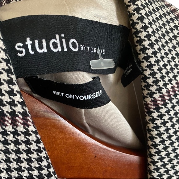 TORRID STUDIO VEST Ponte Buttoned Tailored Houndstooth Suit Vest 4 (4X) casual - Picture 5 of 13
